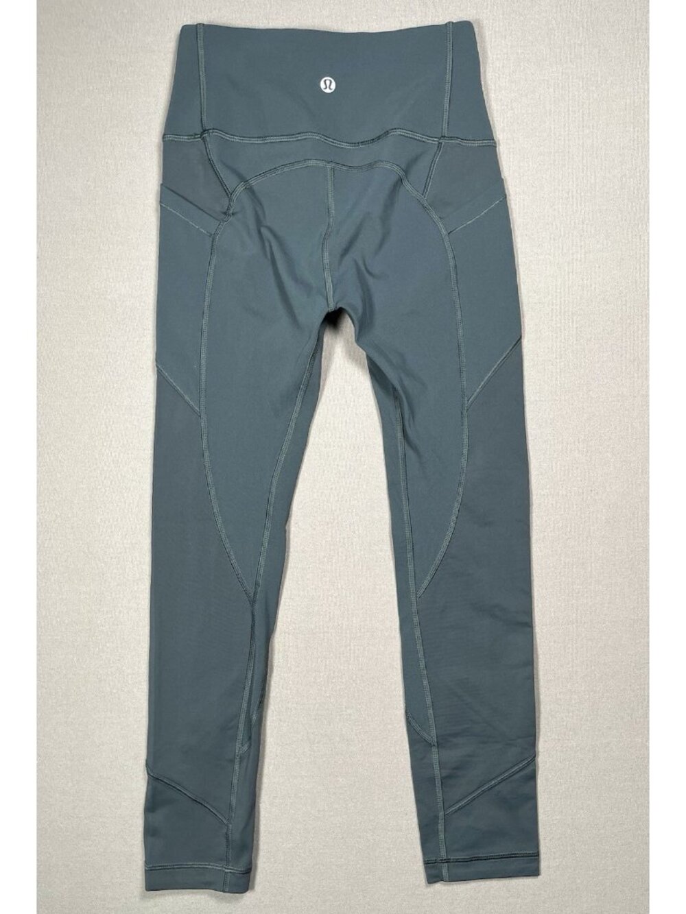 Lululemon All The Right Places Crop II Gravity Tight Leggings *23 - Women Size 2